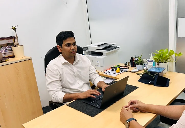 Dr.Amit_.Kumar